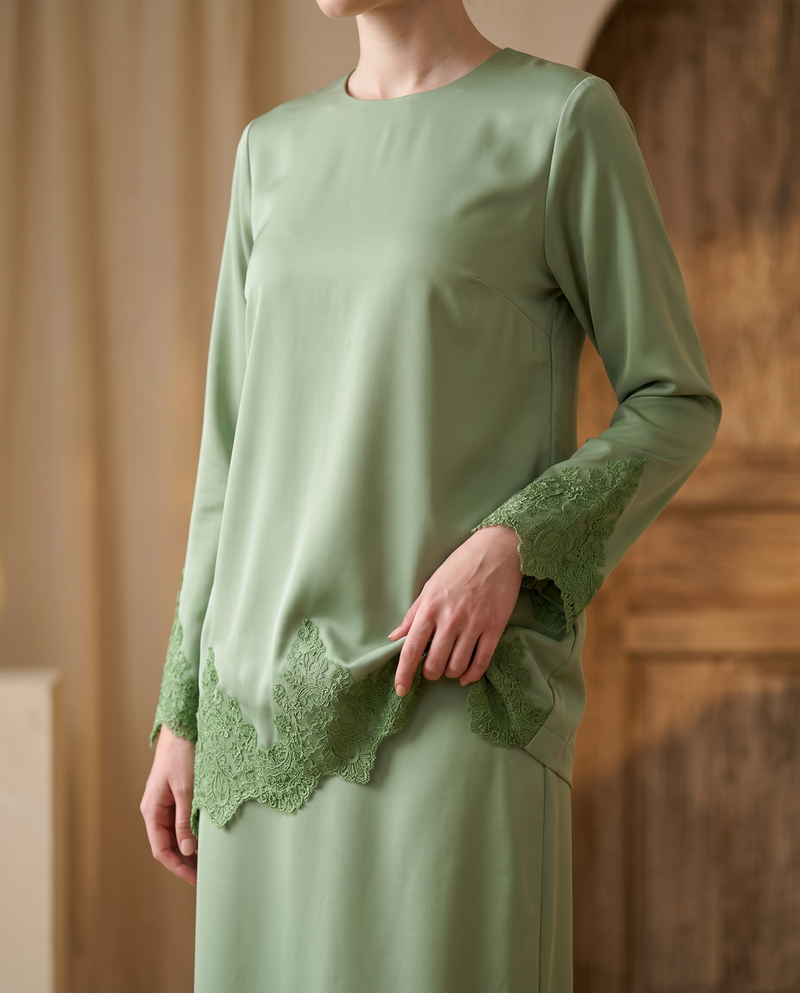 Baju Kurung Arisya Plain Cerutti Patching Lace