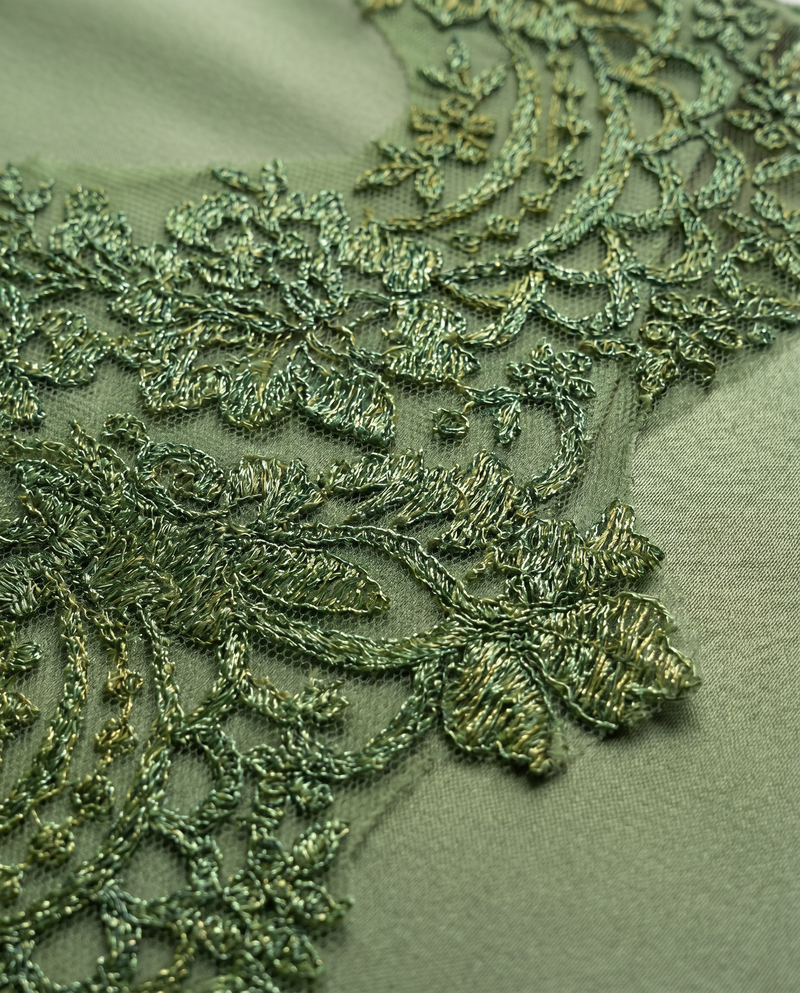 Baju Kurung Arisya Plain Cerutti Patching Lace