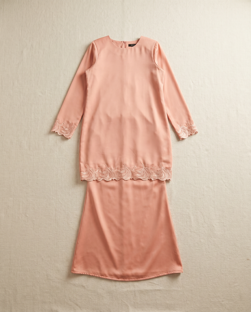 Baju Kurung Arisya Plain Cerutti Patching Lace
