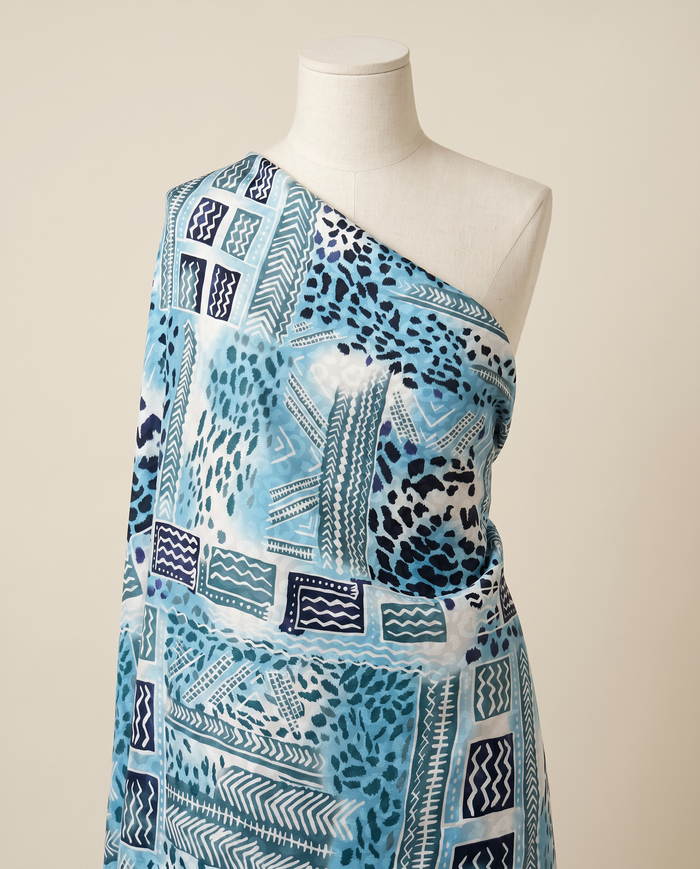 Jacquard Versace — Cool Tones — Blue Medallion