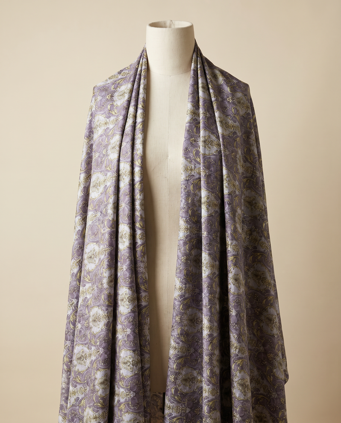 Jacquard Versace — Cool Tones — Purple Acanthus Scroll