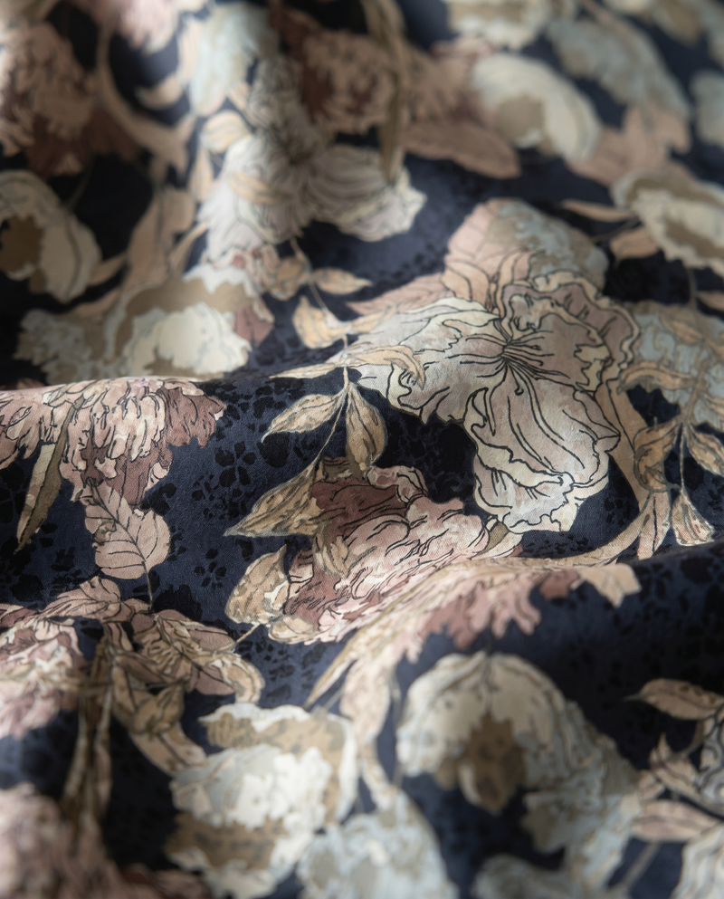 Italian Silk Printed (Ken Scott)