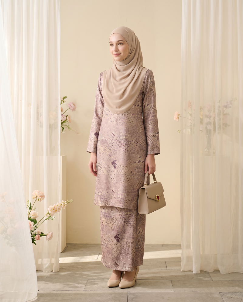 gulatis-website-fabric-ks2-d14-lavender-2026-fabric-ks2-d14-lavender-look-46b65ac2