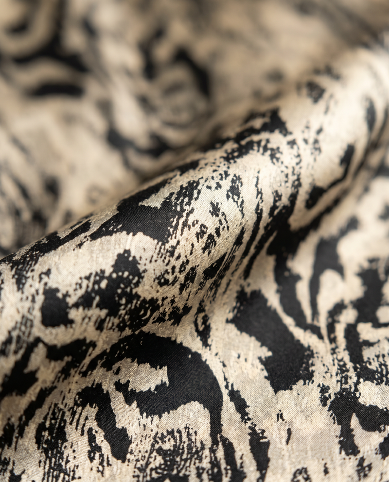 Italian Silk Printed (Ken Scott)