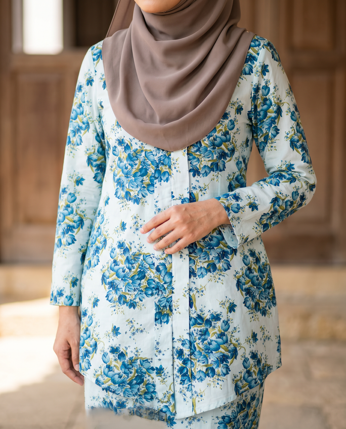 Kebaya Aalia Swiss Cotton — Mint Floral (D20)