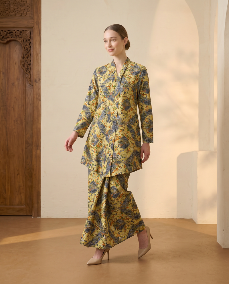 Kebaya Aalia Swiss Cotton