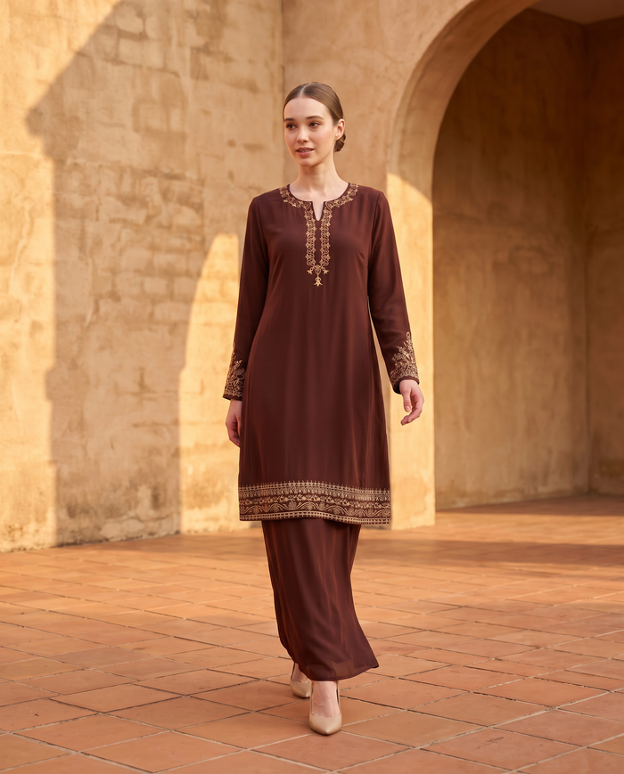 Baju Kurung Chiffon Plain Embroidery — Maroon