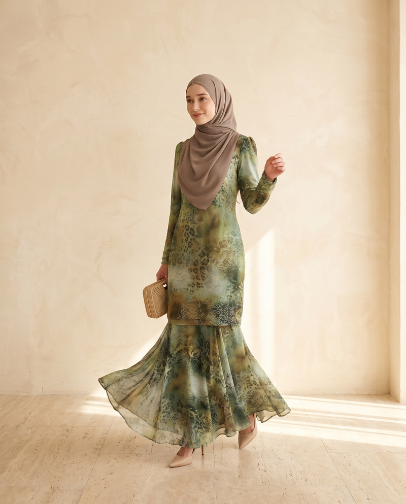 Silky Chiffon Puff