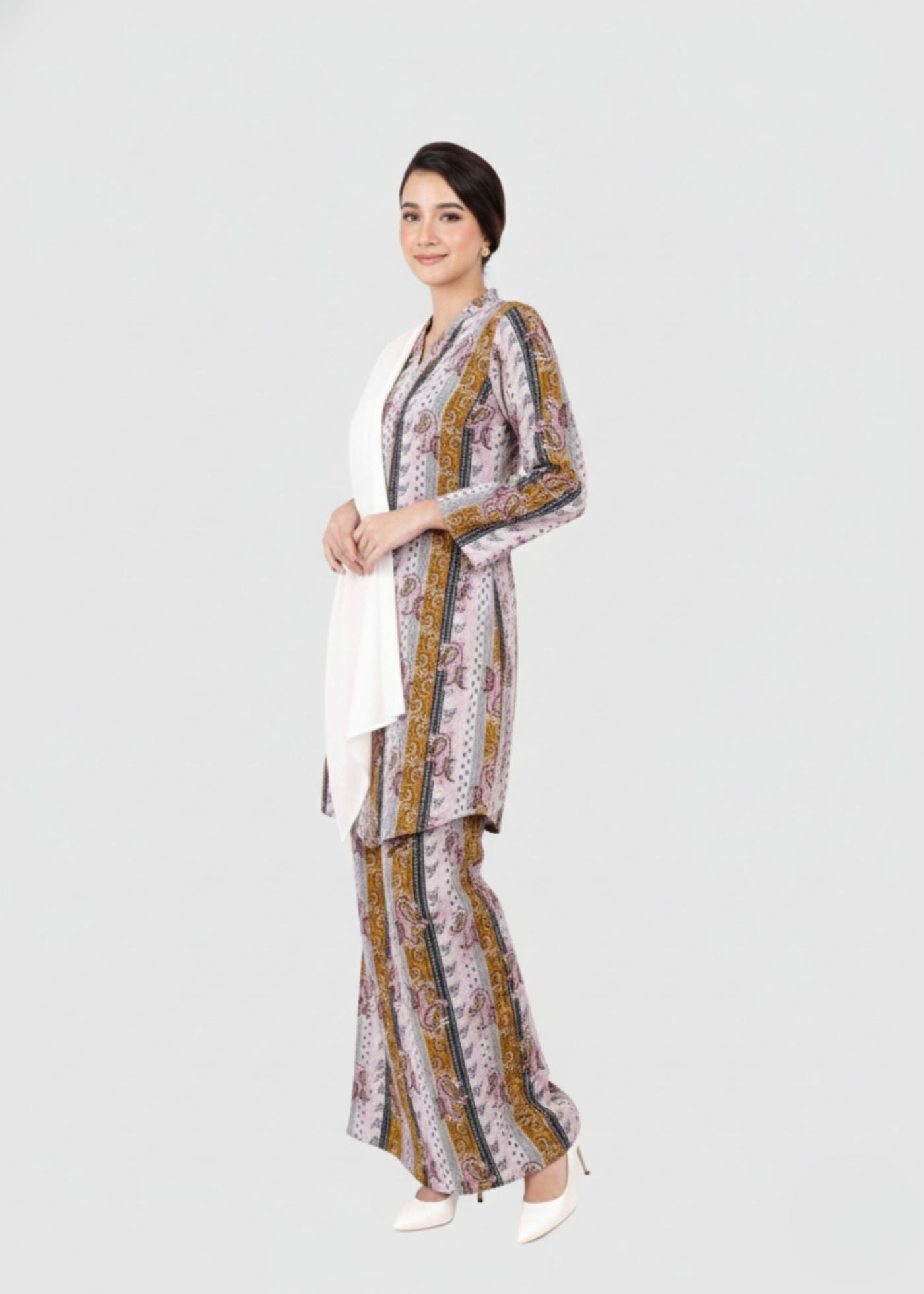Fateema Paisley Cotton Kebaya