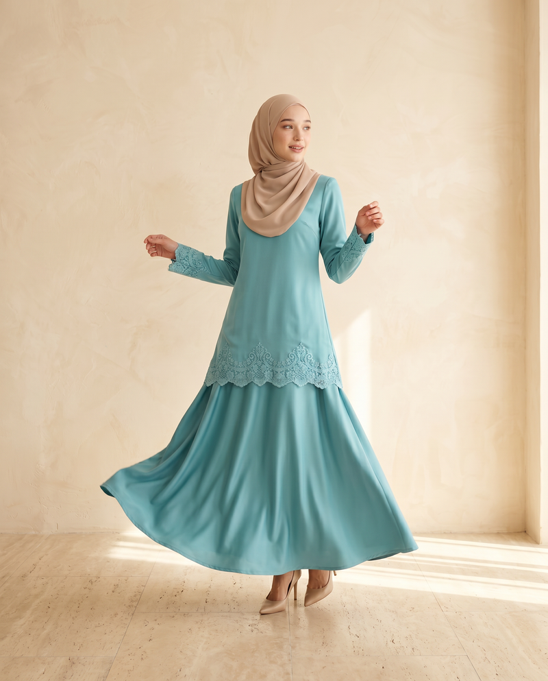 Baju Kurung Arisya Plain Cerutti Patching Lace