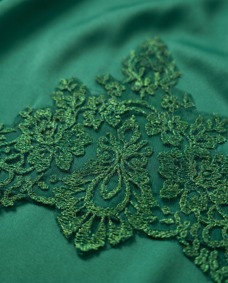 Baju Kurung Arisya Plain Cerutti Patching Lace