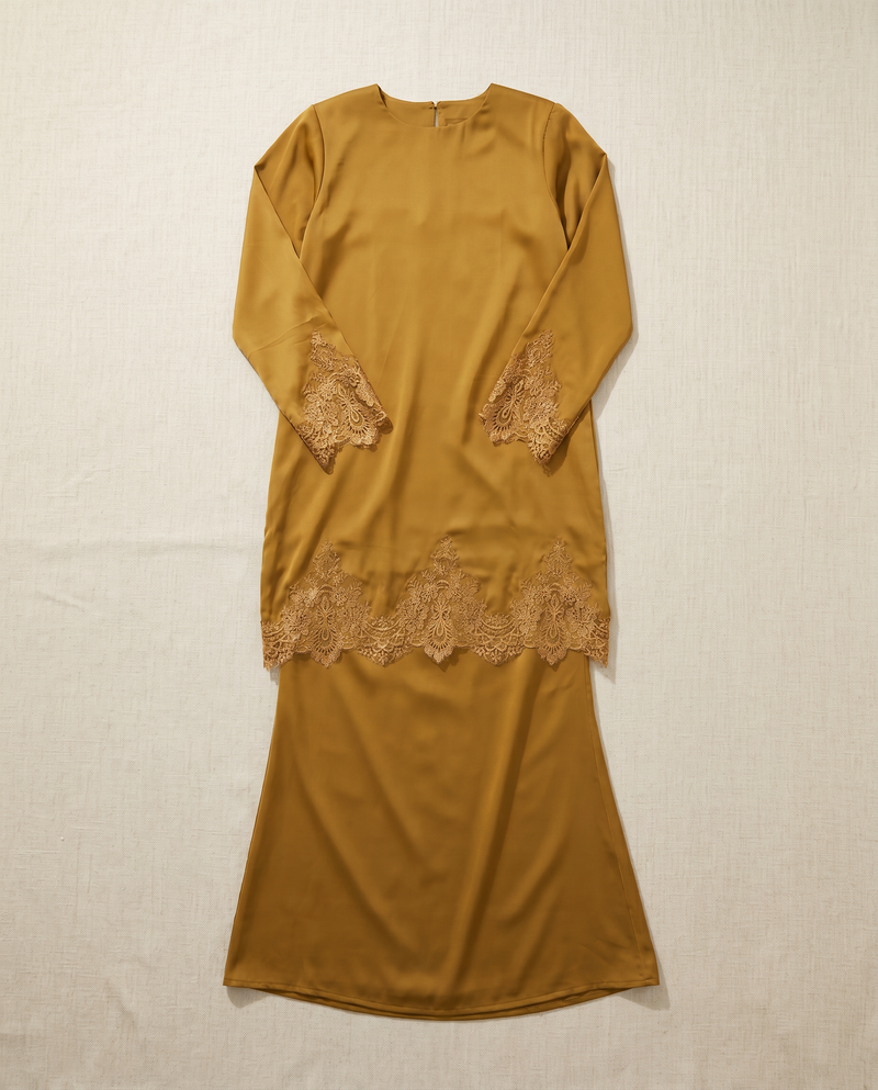 Baju Kurung Arisya Plain Cerutti Patching Lace