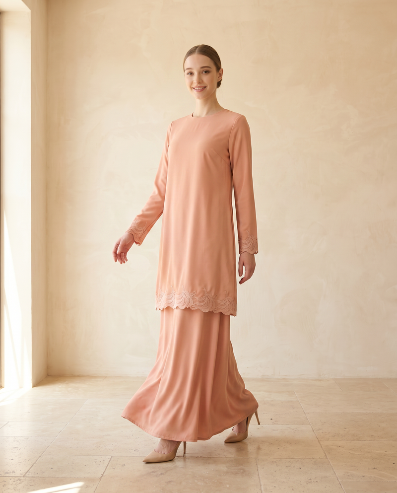 Baju Kurung Arisya Plain Cerutti Patching Lace
