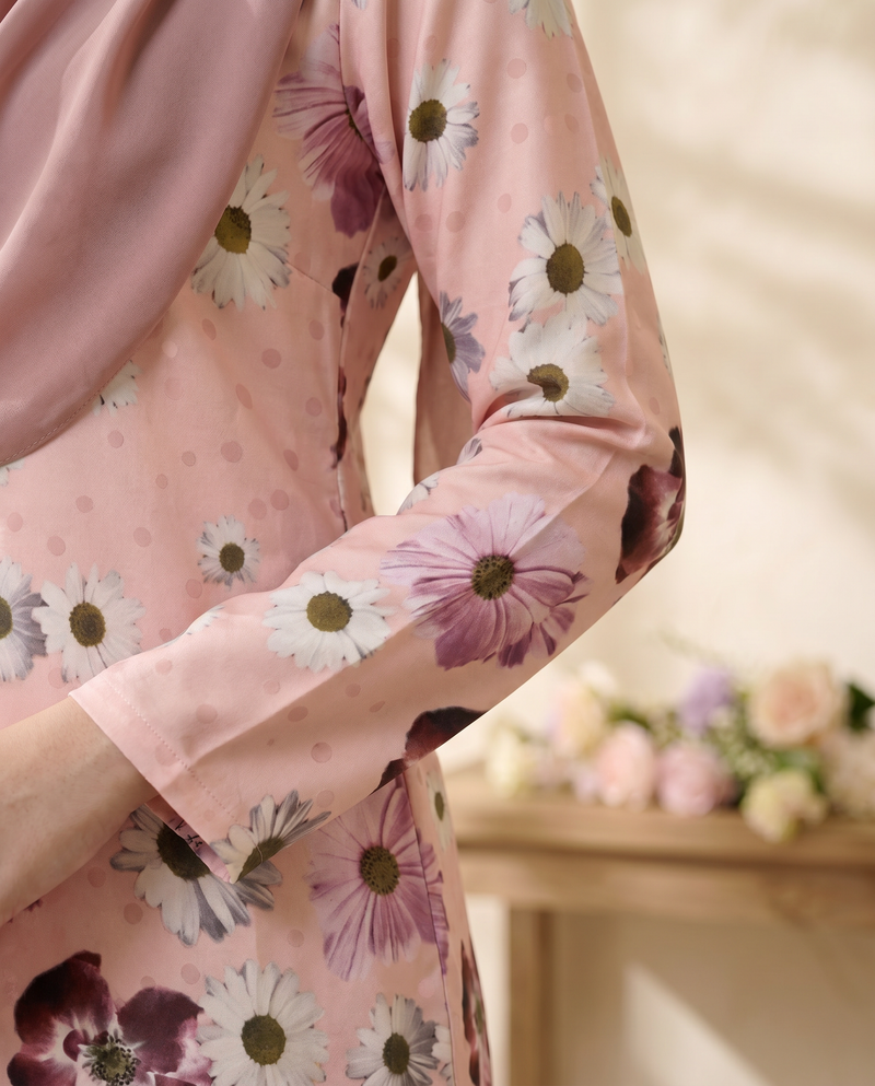 Pink Daisy Floral