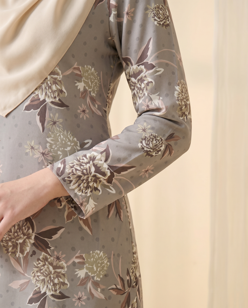 Beige Blossom Floral