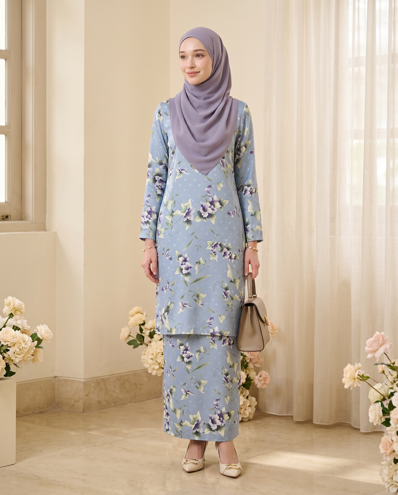 Steel Blue Blossom Rose