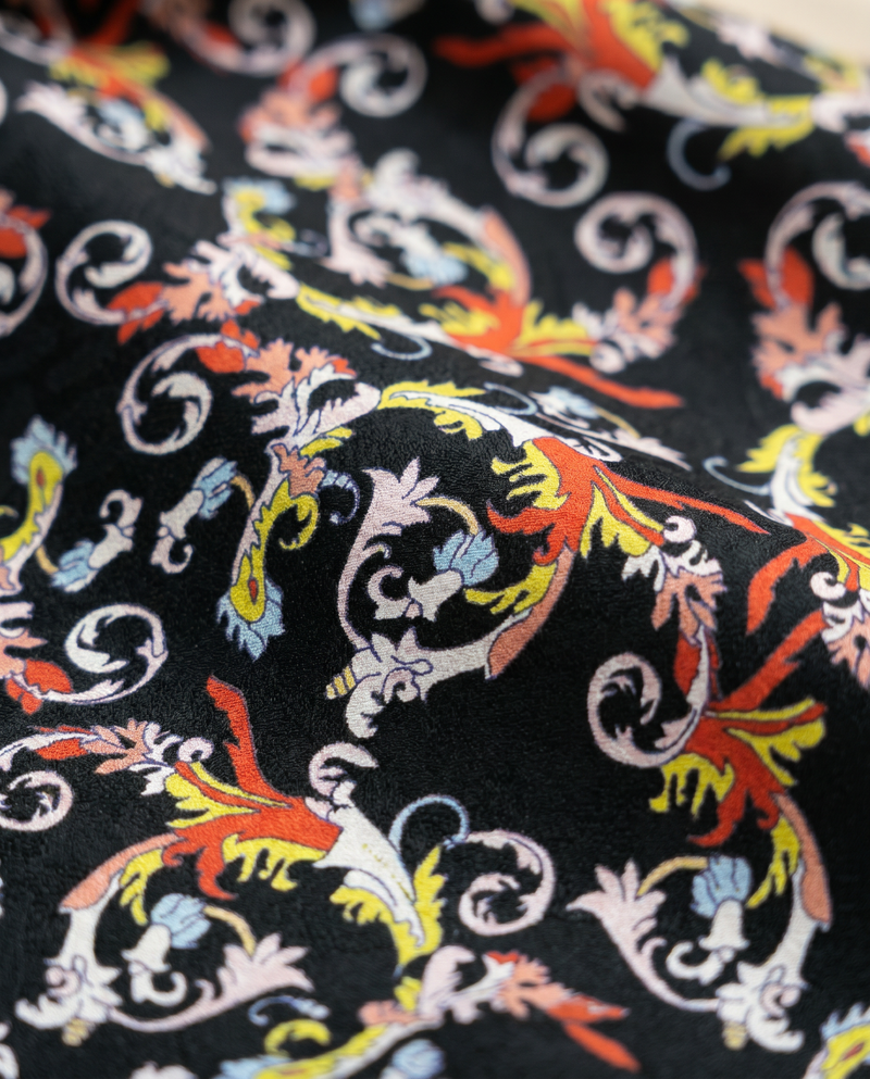 Black Acanthus Scroll Scrollwork