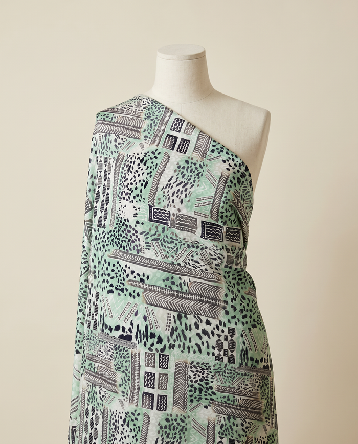 Jacquard Versace — Cool Tones — Green Medallion