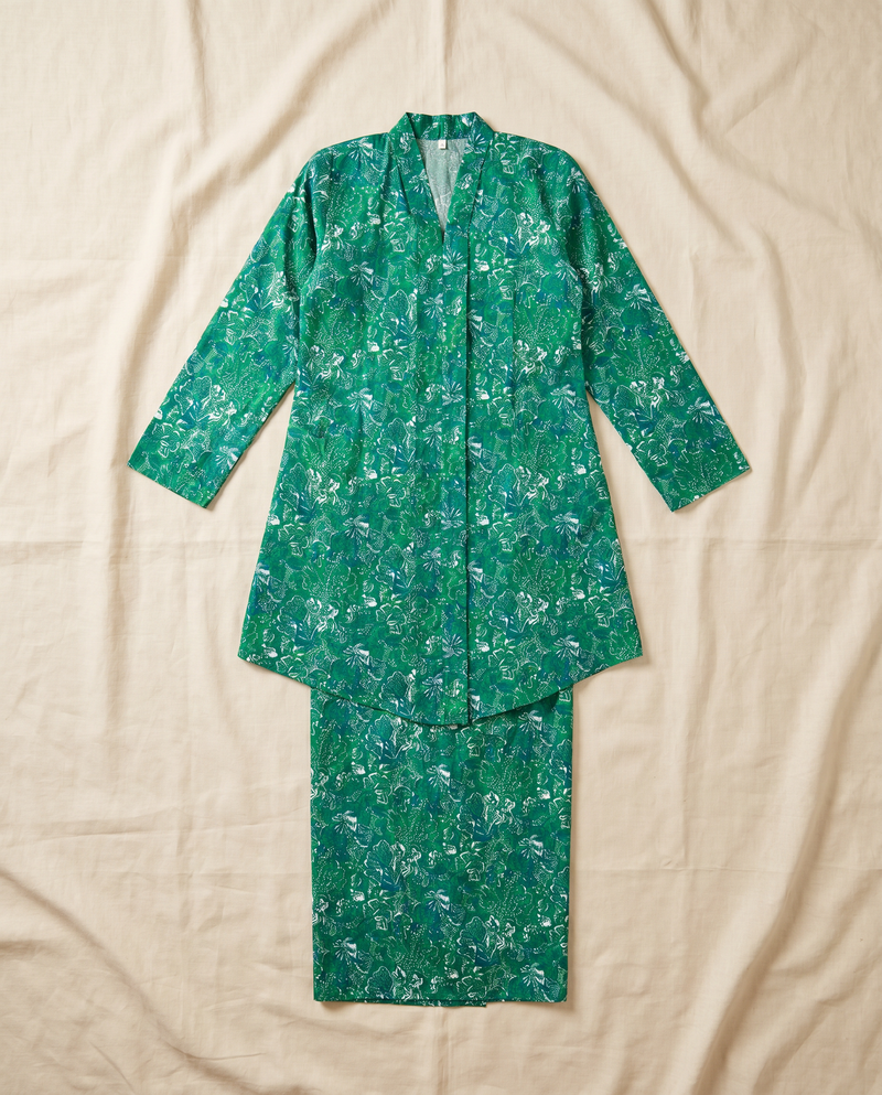 Kebaya Aalia Swiss Cotton