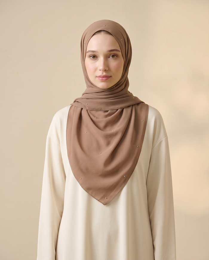 Selendang Chiffon Plain Batu — Brown