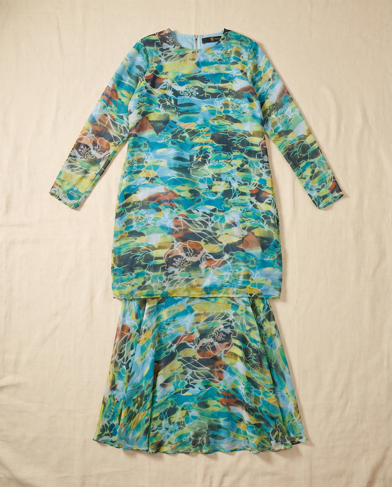 Baju Kurung Silky Chiffon Printed Umbrella Cut — D- 3 — flatlay